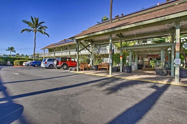 Building Photo - 75-5776-5776 Kuakini Hwy