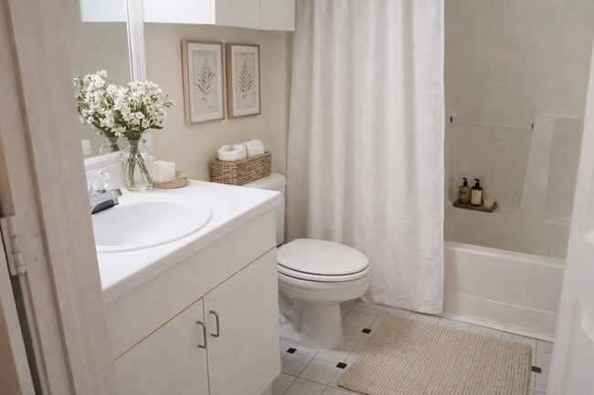 Building Photo - Stunning 2/2 Pool View Condo @ Park North Downtown Orlando !