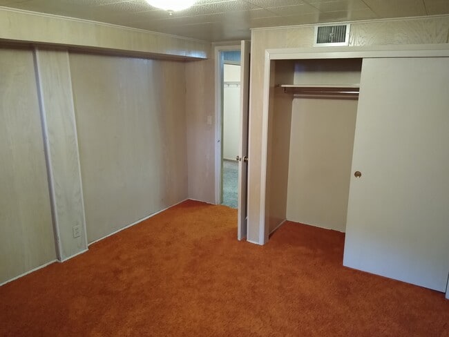 Building Photo - 86 N 1050 W