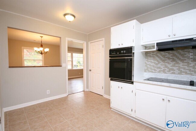 Building Photo - 1607 Clb Vw Dr NW