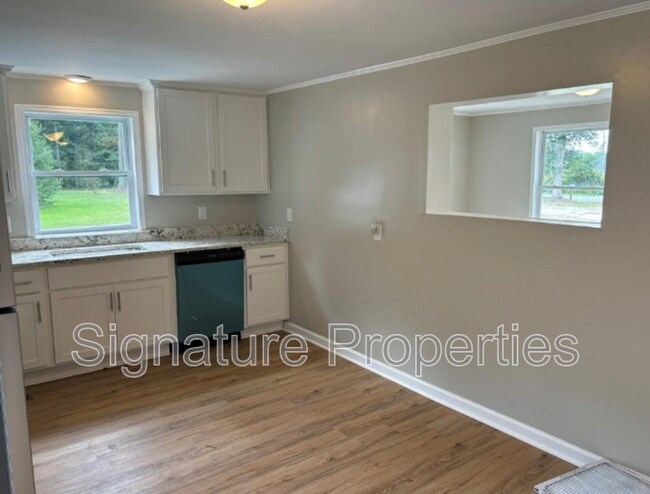 Building Photo - 7279 Howerton Rd