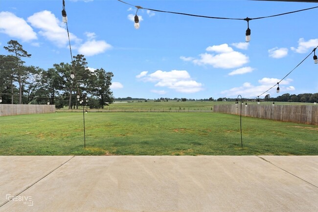 Building Photo - 440 LEGACY Pl