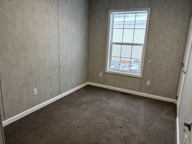 Building Photo - 41 Del Ct W