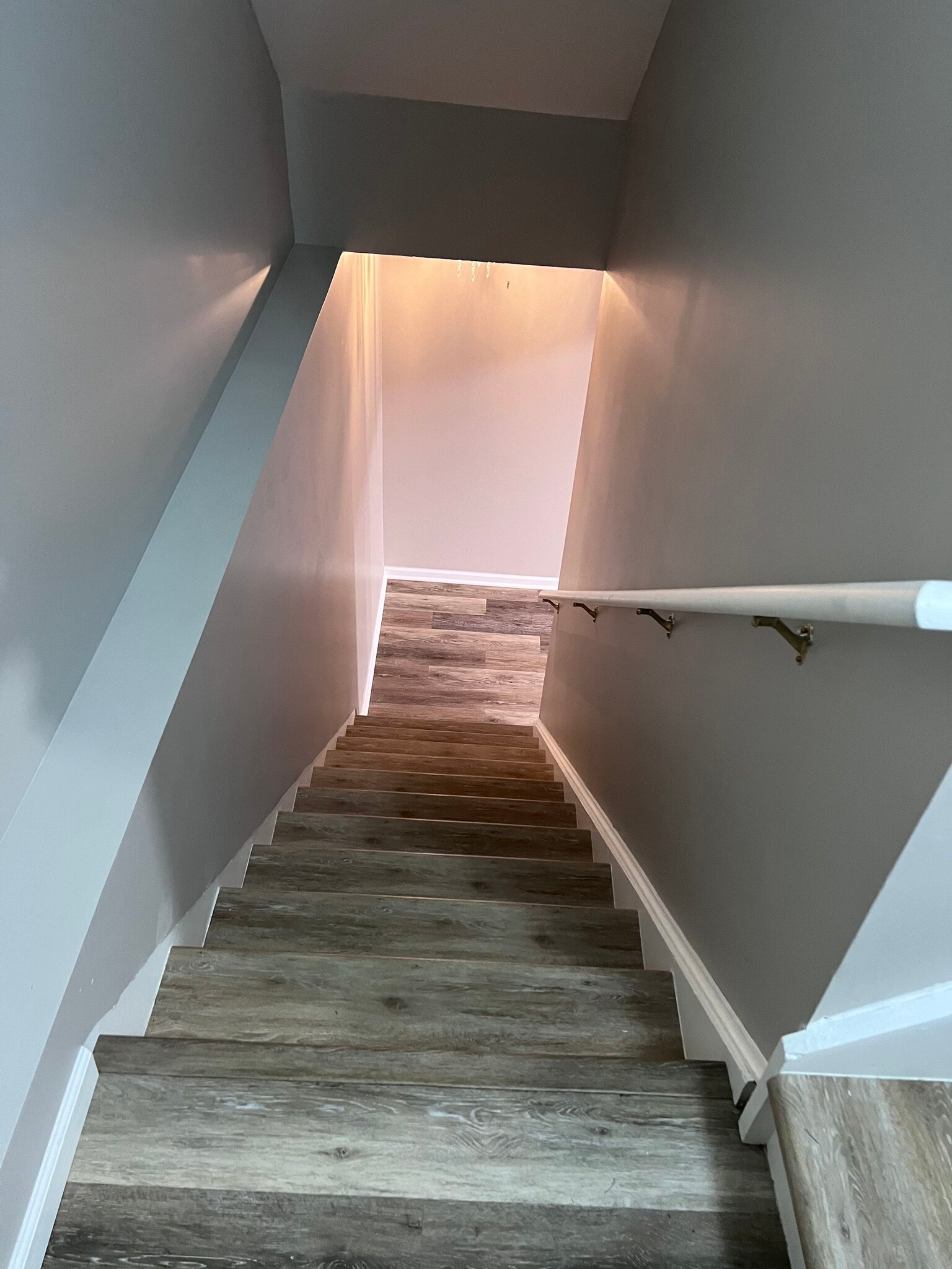 Building Photo - 2024 Grayhawk Dr