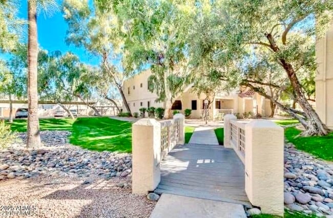 Building Photo - 2855 S Ext Rd