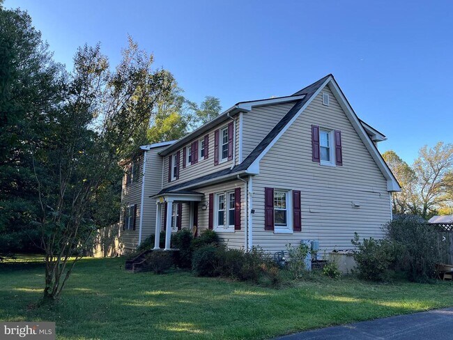 Building Photo - 17717 New Hampshire Ave