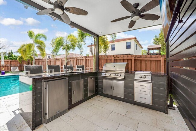 Building Photo - 15294 SW 173rd St