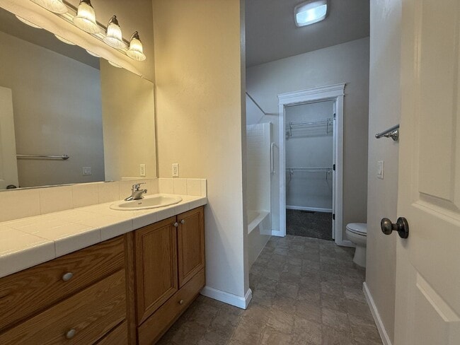 Building Photo - 5591 King Arthur Ct