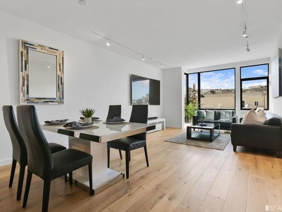 Building Photo - 580 Hayes St