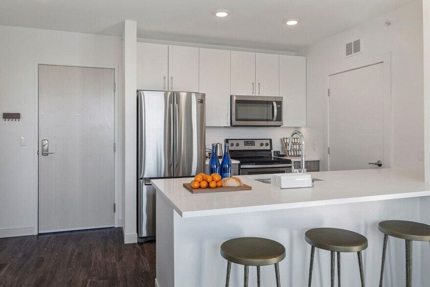 Building Photo - 4 Lucy St