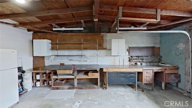 Building Photo - 8671 Kent Cir