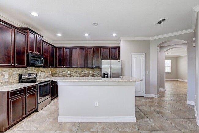Building Photo - Experience Resort Living in Grand Hampton!