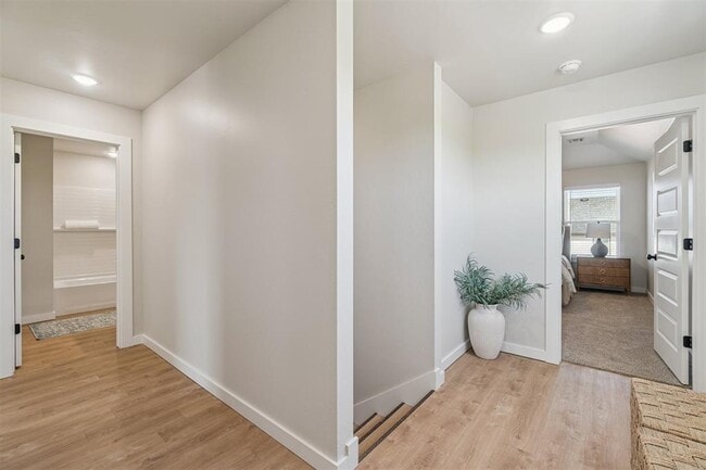 Building Photo - 19507 Molly Dr