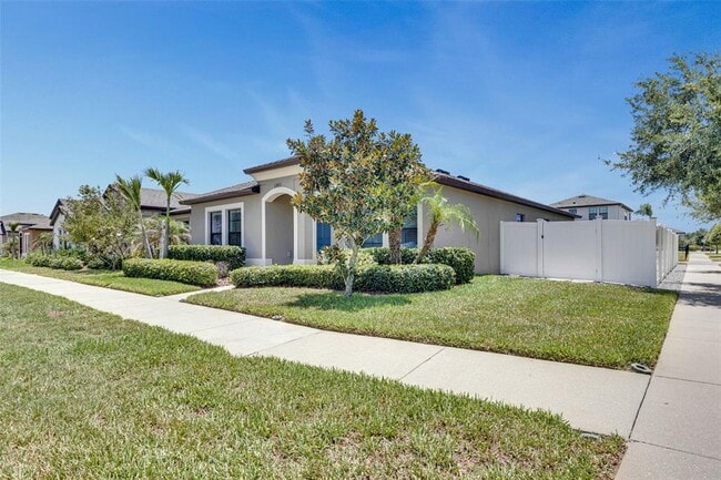 Building Photo - 12401 Streambed Dr