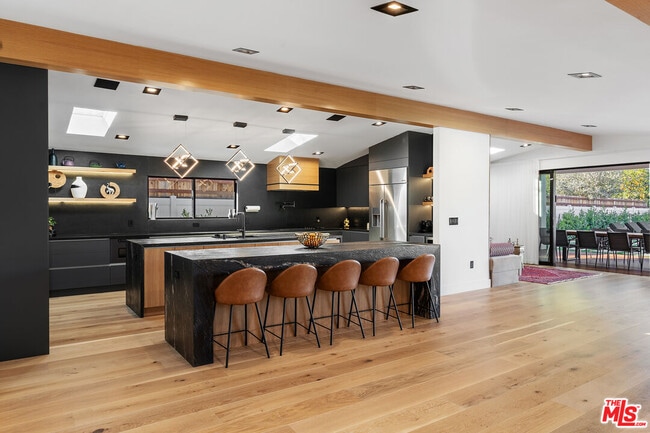 Building Photo - 23283 Erwin St