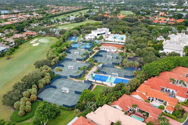 Building Photo - 7081 Mallorca Crescent