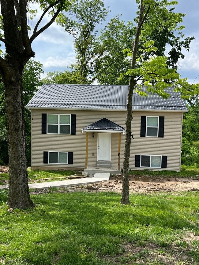 Building Photo - Brand new home 4 Bedrooms 2 baths
