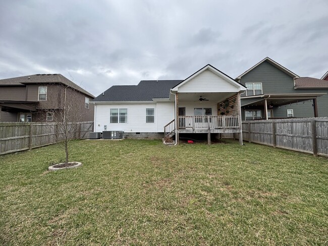 Building Photo - Gorgeous Single Family Home