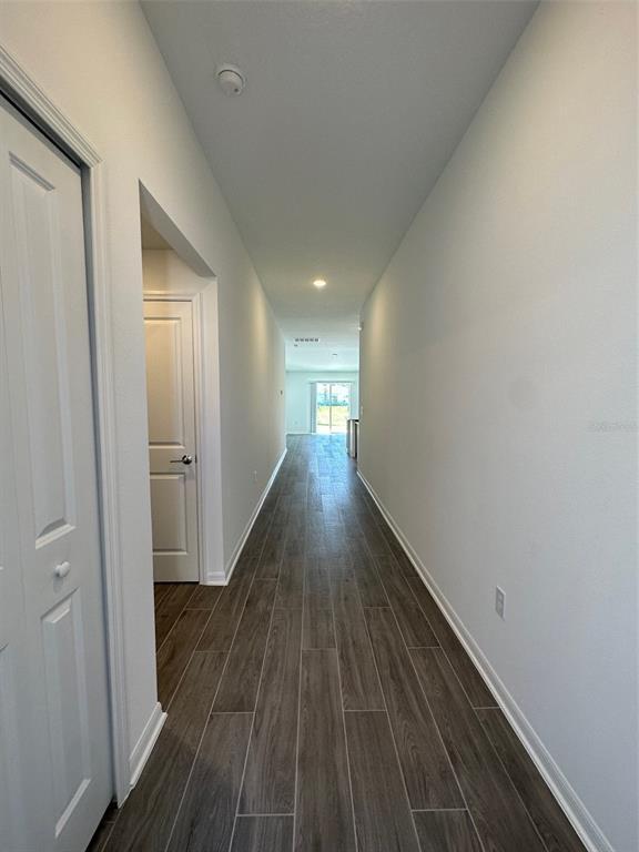 Building Photo - 426 Three Oaks Dr