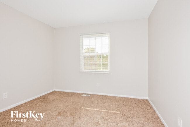 Building Photo - 12652 Bay Tree Dr