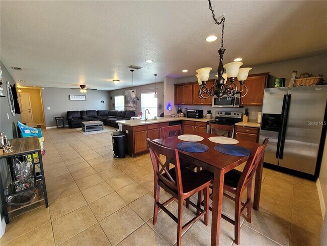 Building Photo - 5112 Dancing Bay Ln