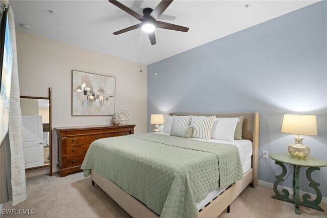 Building Photo - 15285 Grn Acrs Ave