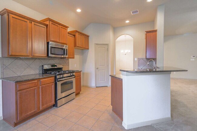 Building Photo - Charming home in Pearland!