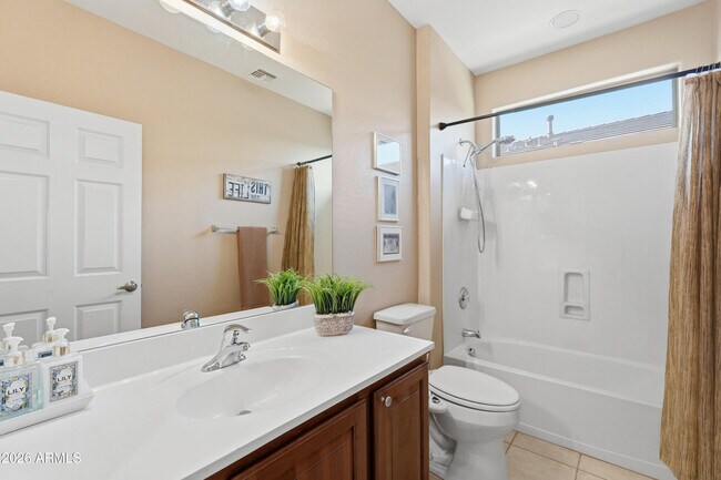 Building Photo - 1743 W Owens Way