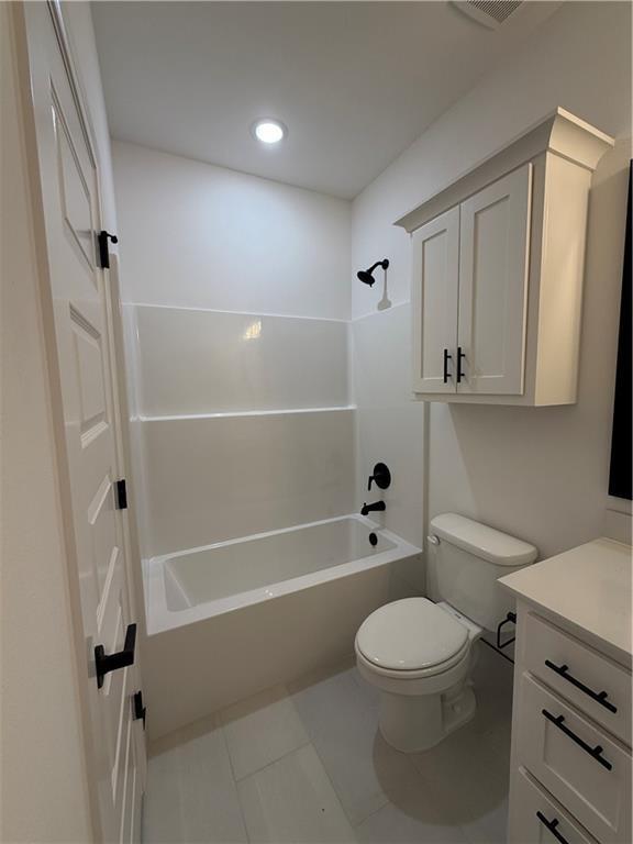 Building Photo - 7009 SW Basswood Ave