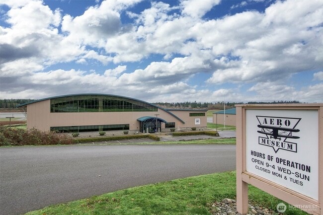 Building Photo - 191 Airport Rd