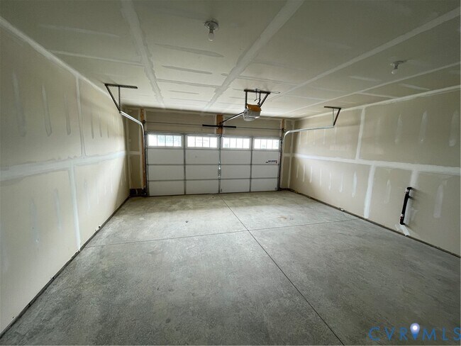 Building Photo - 6900 Sunrise Oasis Ln