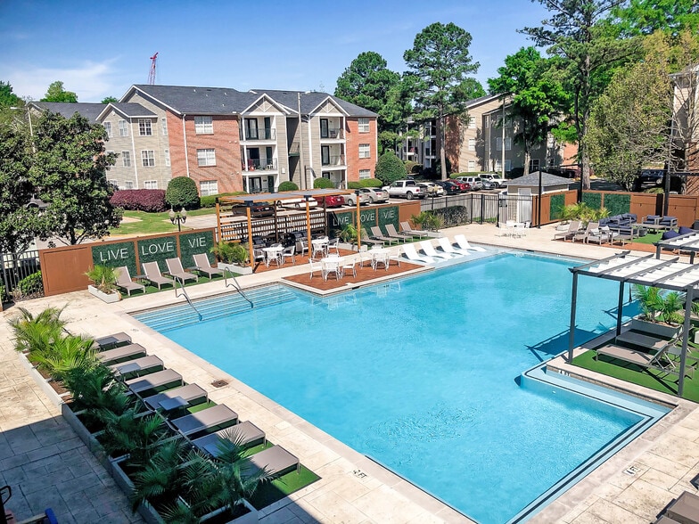 Vie at University Downs Tuscaloosa, AL Apartment Finder