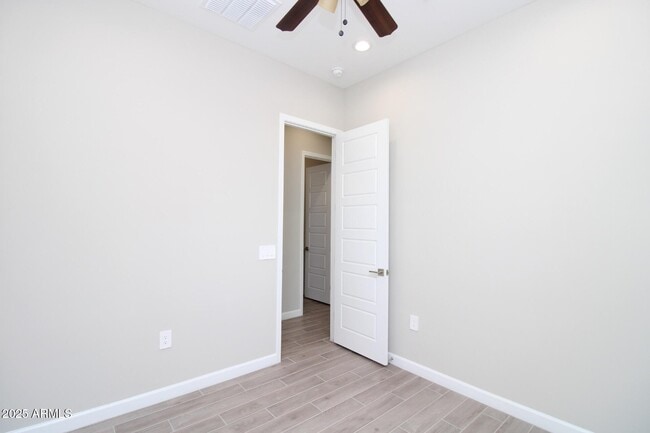 Building Photo - 4811 E Village Dr