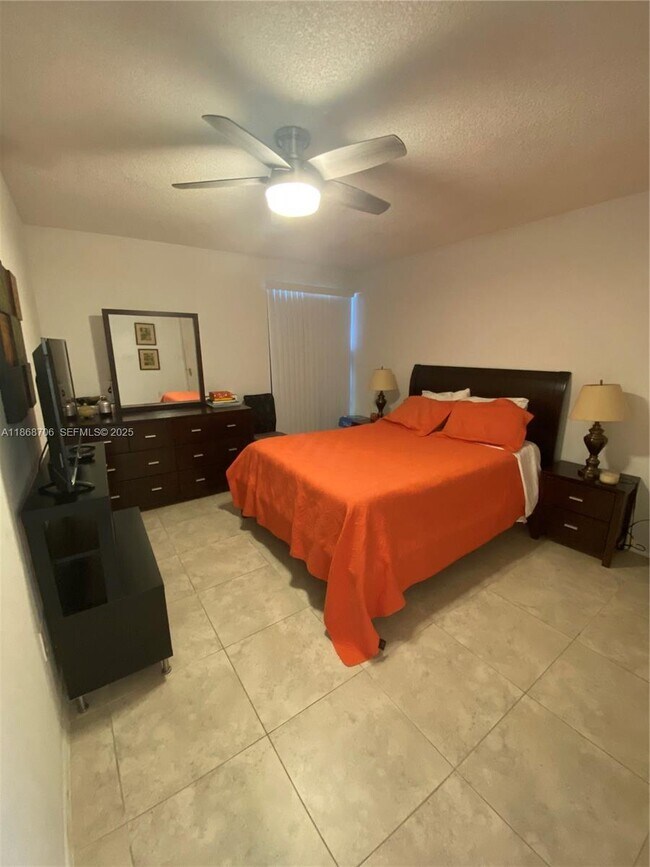 Building Photo - 200 177th Dr