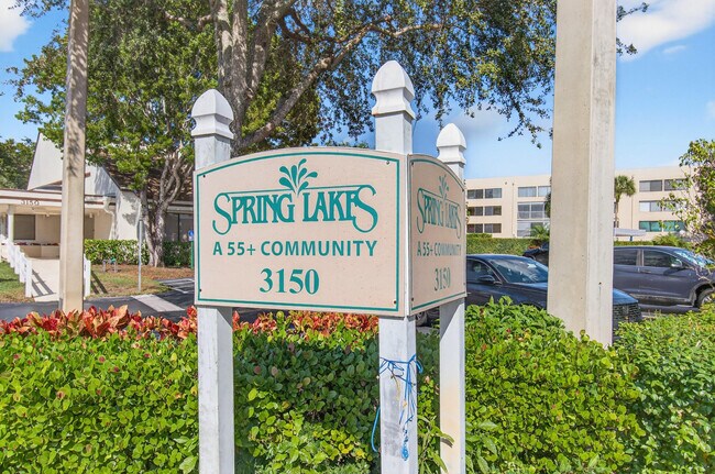 Building Photo - 3162 Via Poinciana