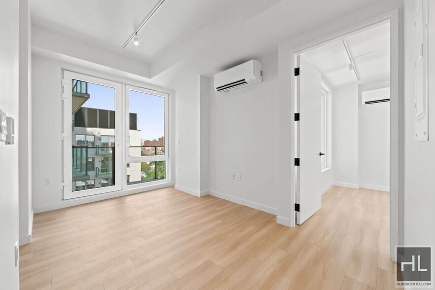 Building Photo - Your Private Terrace Above Park Slope