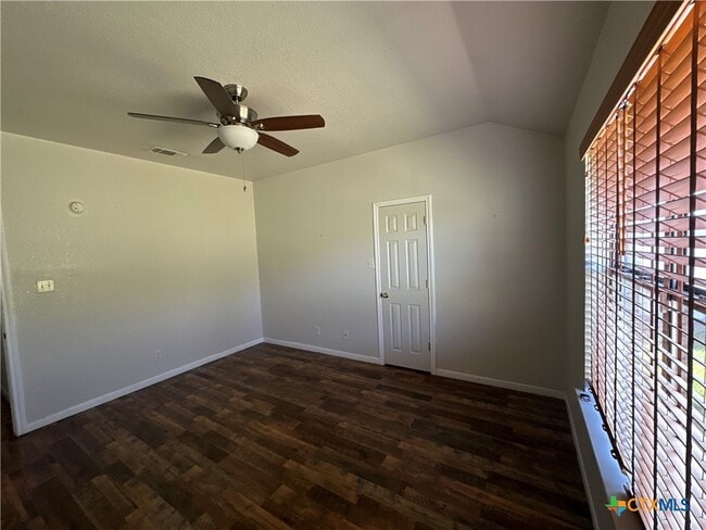 Building Photo - 3005 Dannen Ct
