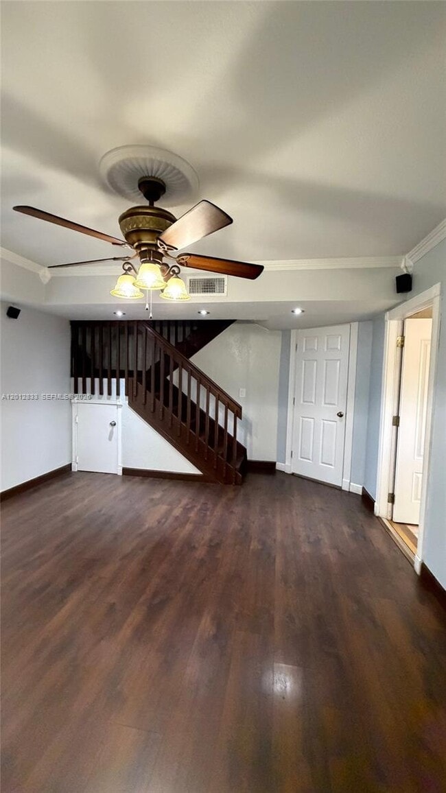 Building Photo - 2450 W 67th Pl