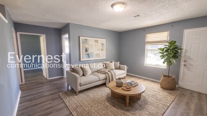 Building Photo - 41 Hiland Pl