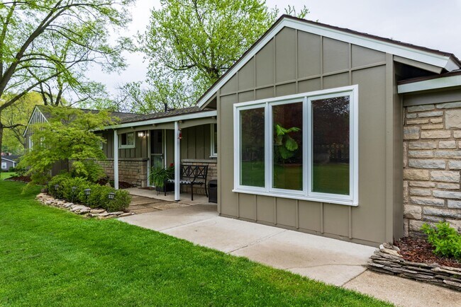 Building Photo - 4200 Dublin Rd