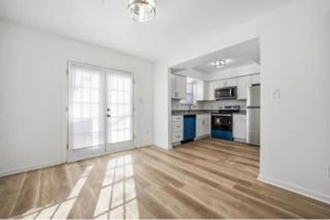 Building Photo - Call Sabrina Thomas at 757=767-0767 for more information