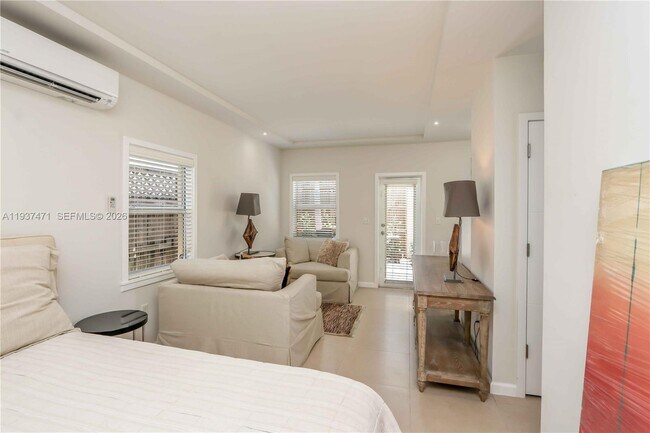 Building Photo - 2477 SW 22nd Terrace