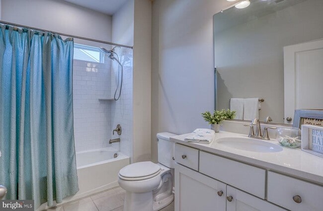Building Photo - 33163 Oyster Cove Dr