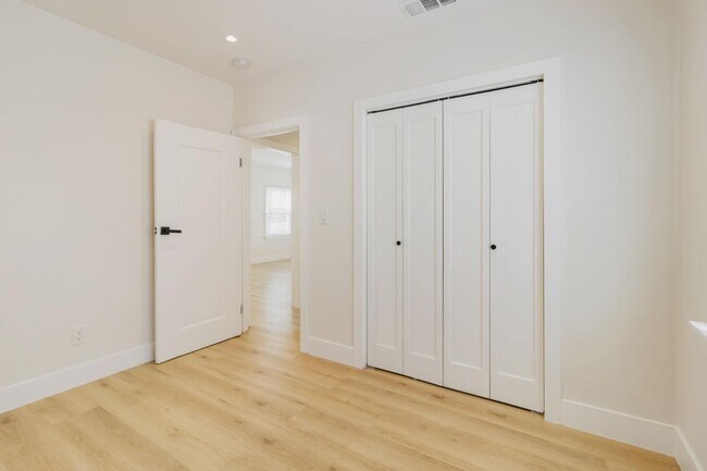 Building Photo - 2075 83rd Ave