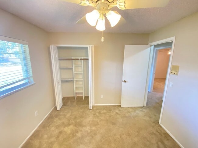 Building Photo - 603 Pheasant Ave
