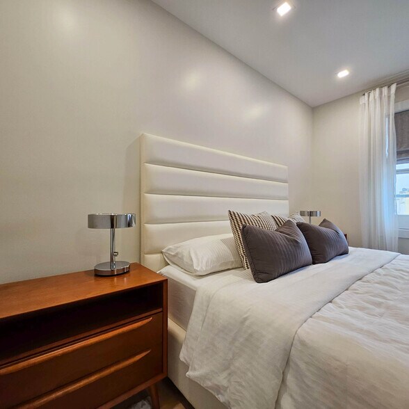 Building Photo - 3239 46th St