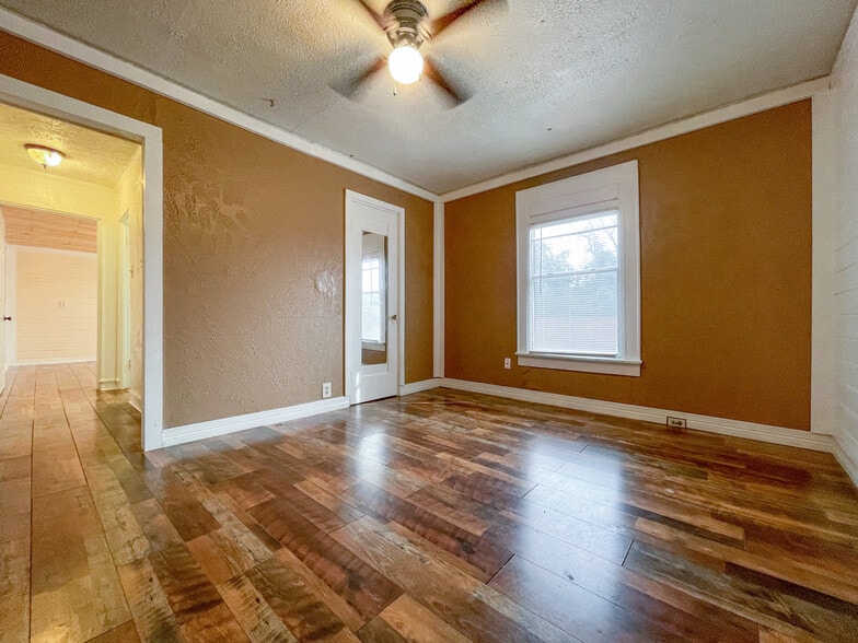 Building Photo - 3717 N 23rd St