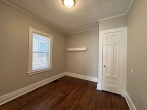 Building Photo - Tickle Realty, LLC