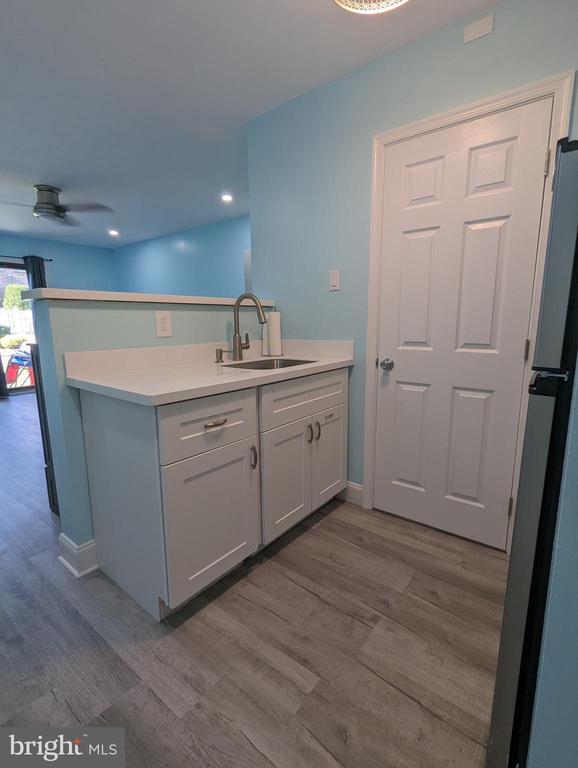 Building Photo - 725 Allen Dr