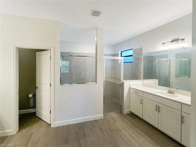 Building Photo - 20989 Napa Lp